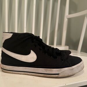 Nike high rise sneaker